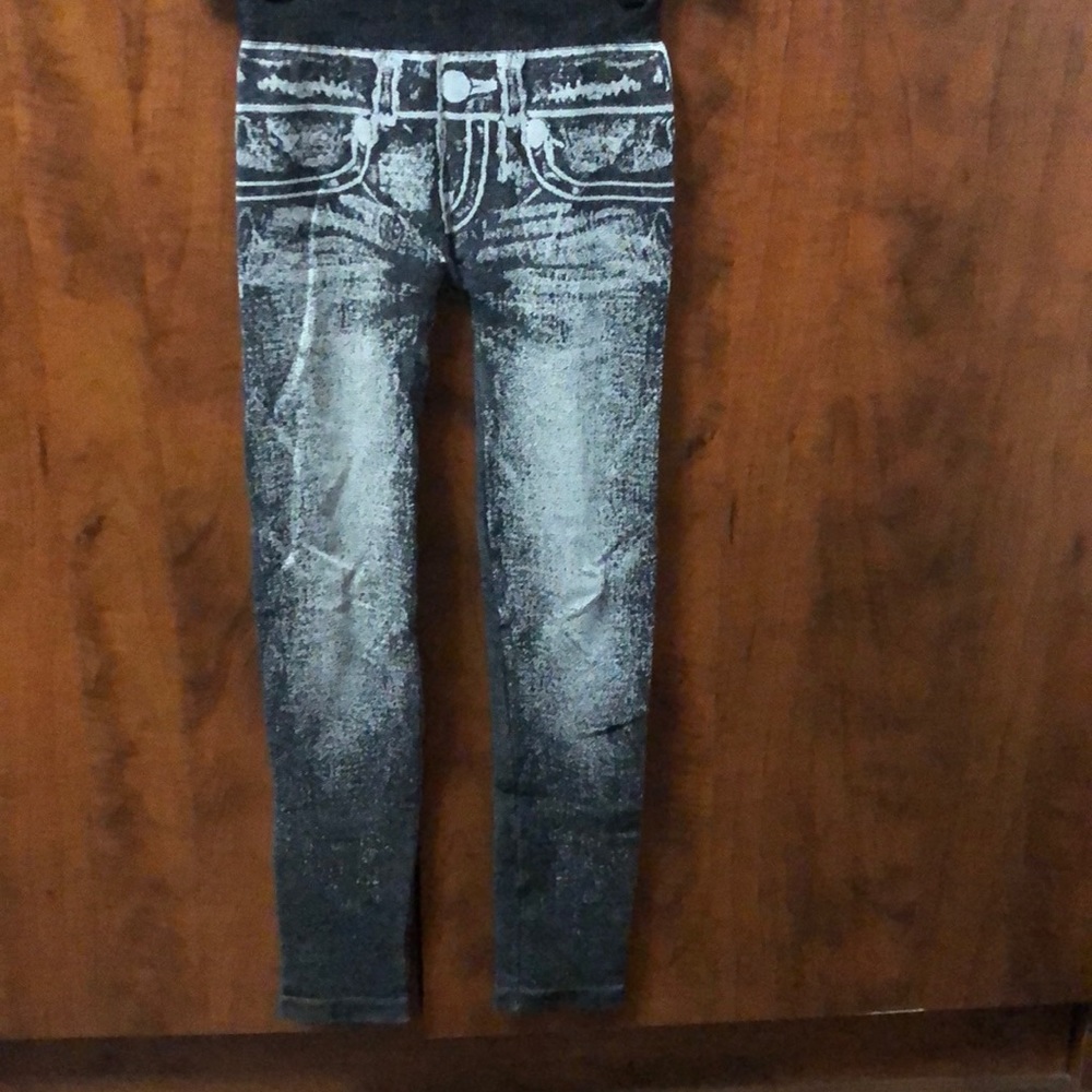 Boutique item- Jean look, legging feel! One size